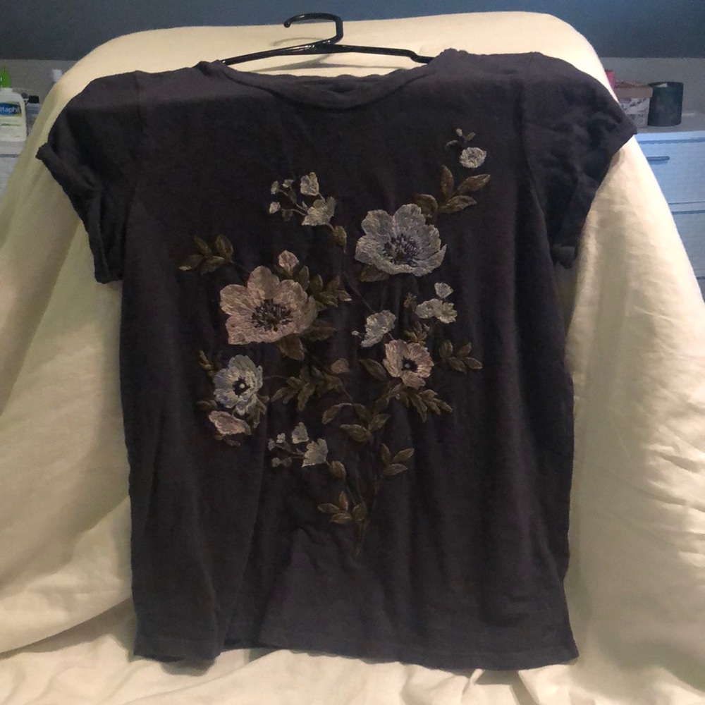 American Eagle Soft and Sexy T